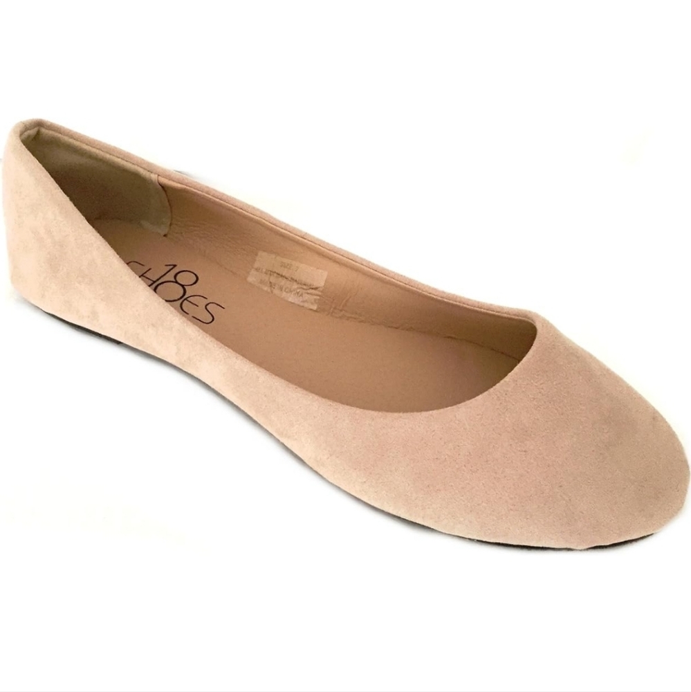 Nude ballerinas NWOT